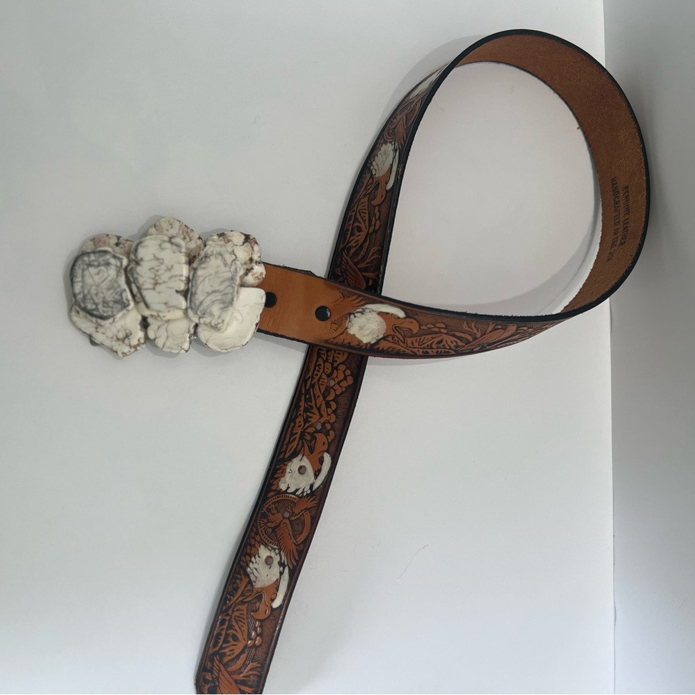 Genuine tooled leather Belt White Howlite Magnesite embellished with eagles boho - Picture 8 of 12